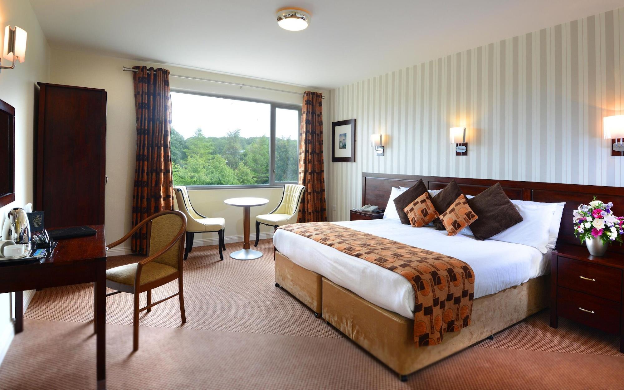 Kiltimagh Park Hotel מראה חיצוני תמונה