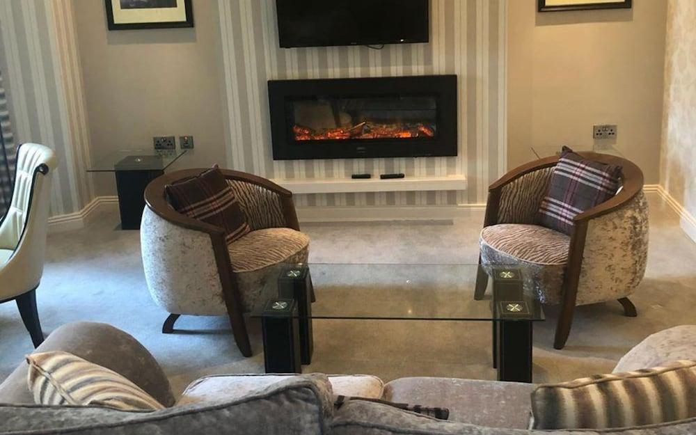 Kiltimagh Park Hotel מראה חיצוני תמונה